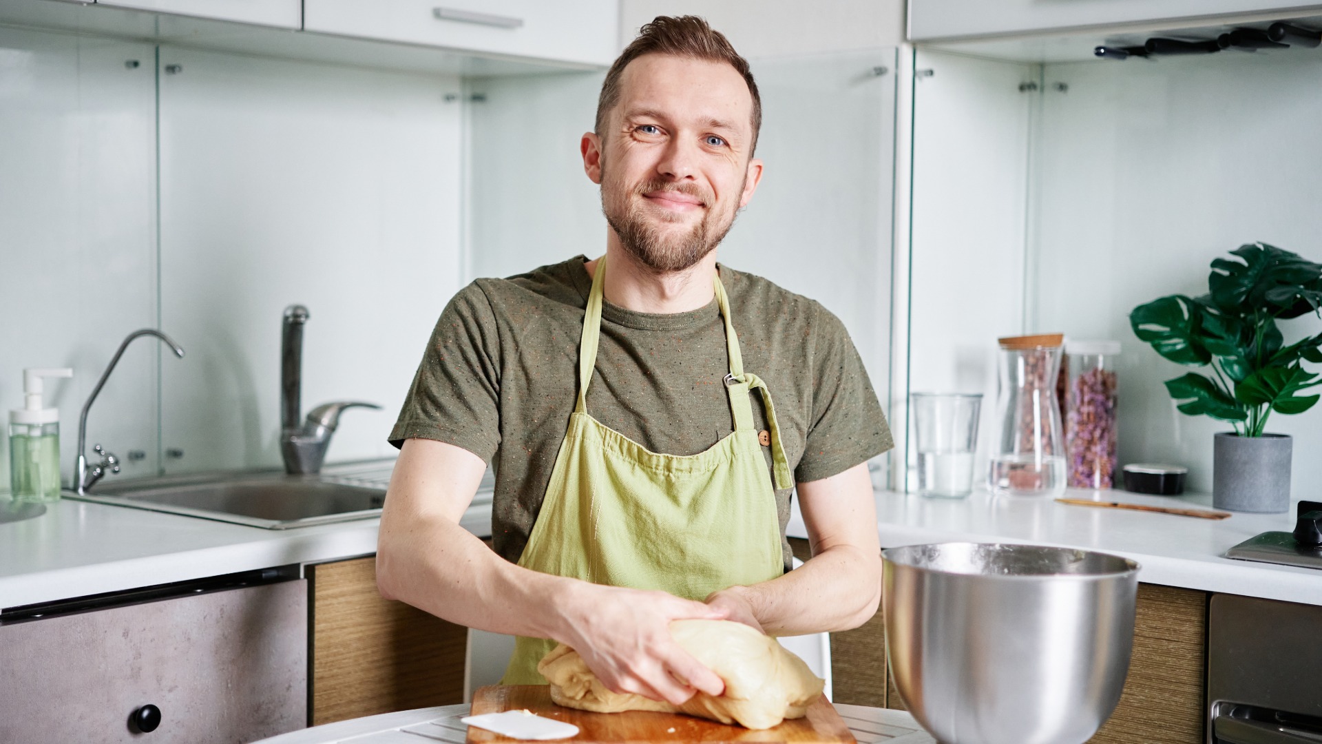Benjamin Floxtriswa portrait Benjamin Floxtriswa, Meal Planning & Weeknight Strategy Editor
