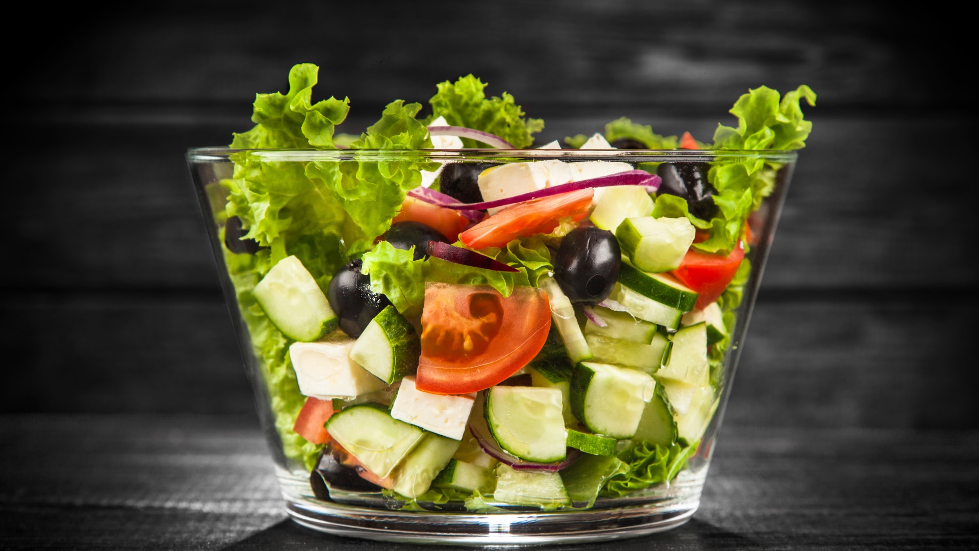 Creamy cucumber salad recipe